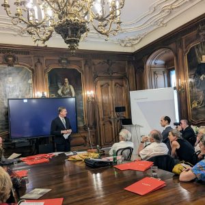 IHA en Viena: homenaje a Friedrich Polleross